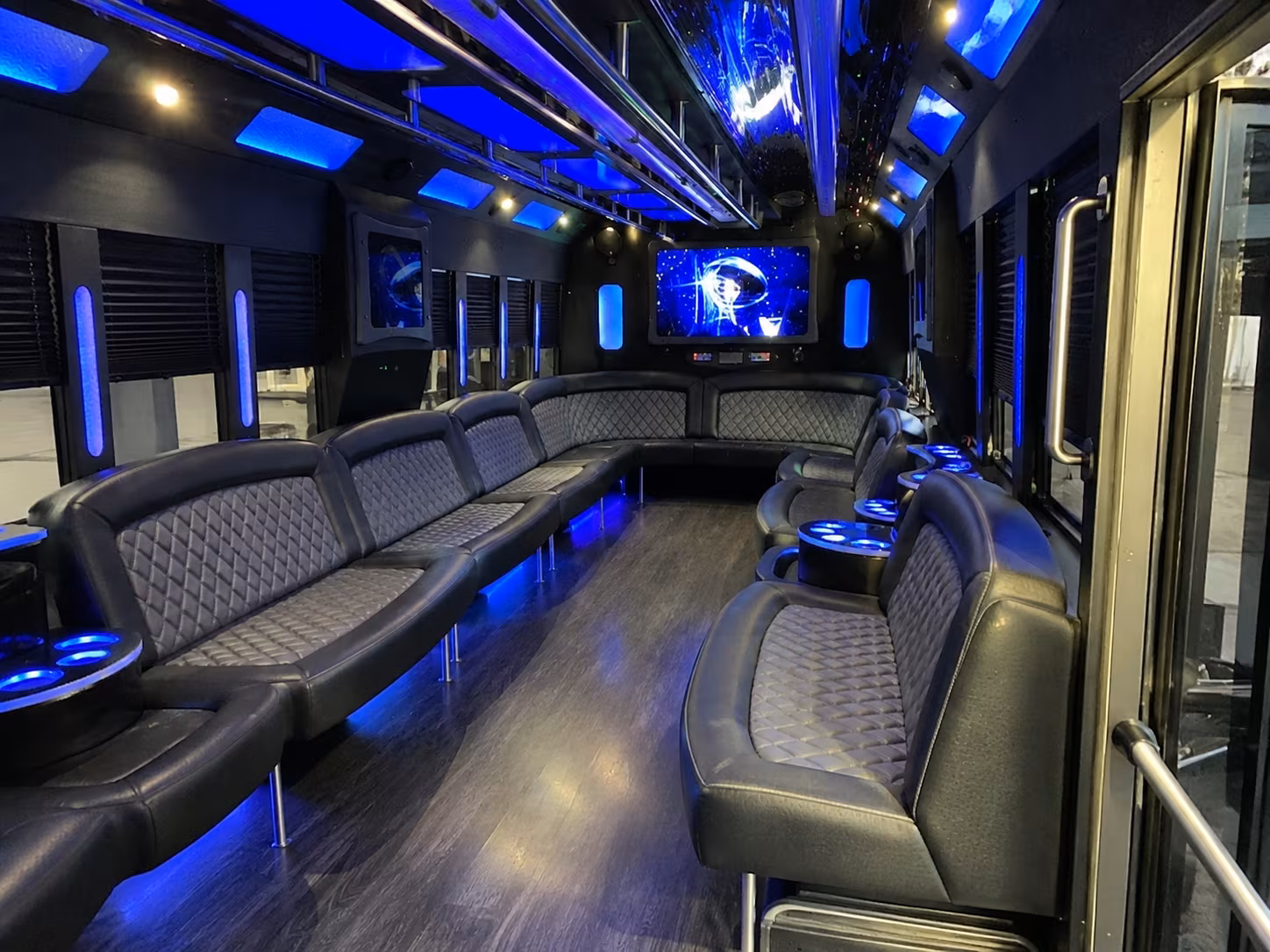 jupiter 28 passenger party bus interior