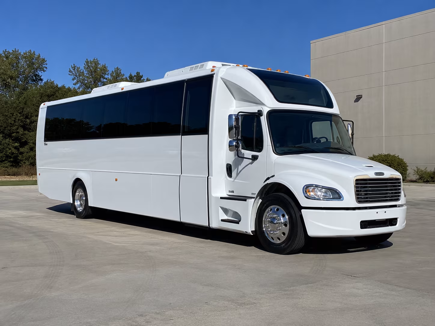 jupiter 28 passenger party bus