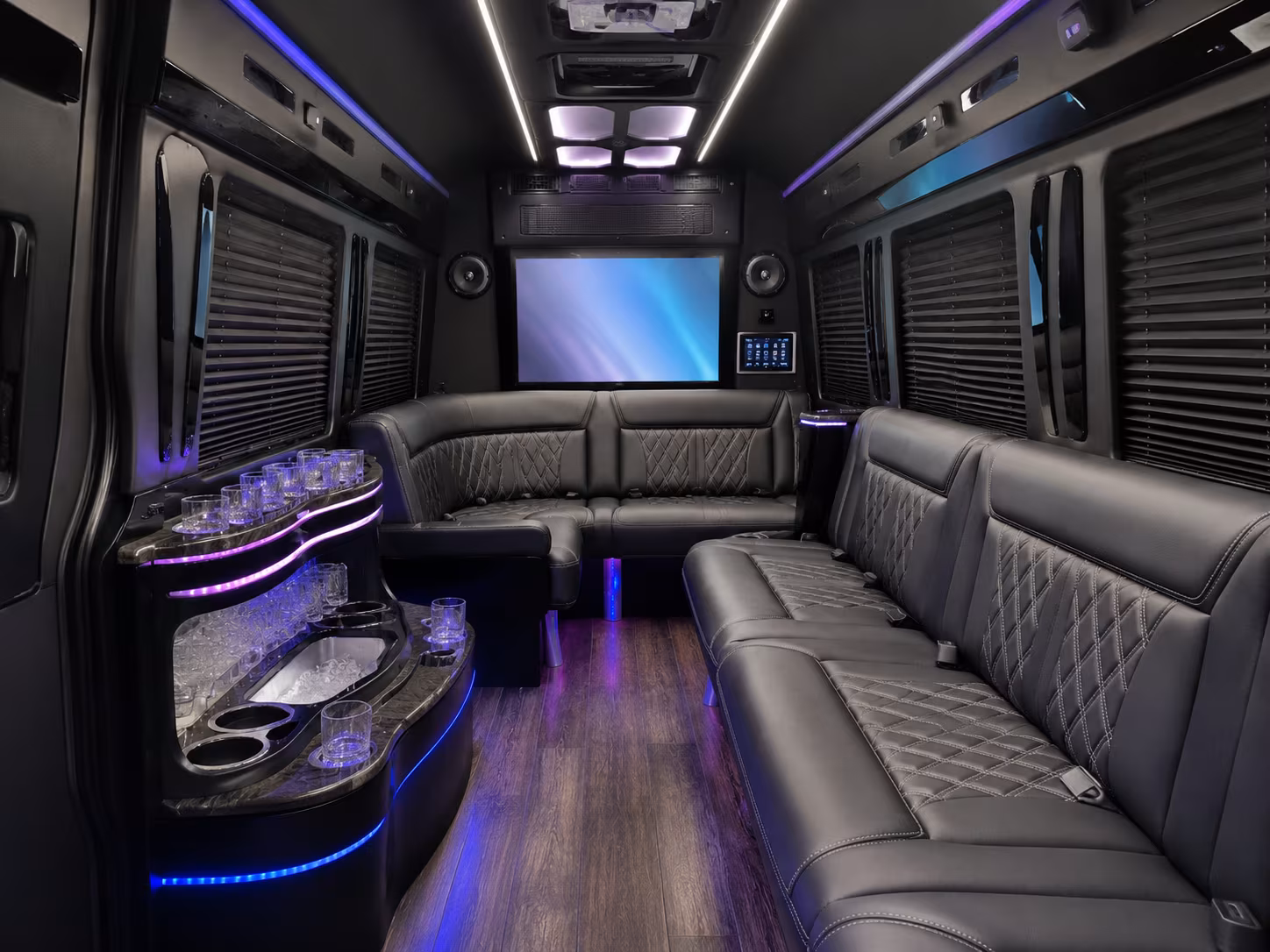 jupitercharterbuscompany com makes it possible to coordinate multi stop field trip days across palm beach county
